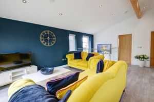 Photo 27- click for photo gallery